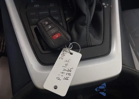 2023 Toyota Rav4 Xle from USA, damaged, VIN 2T3P1RFV5PW353777